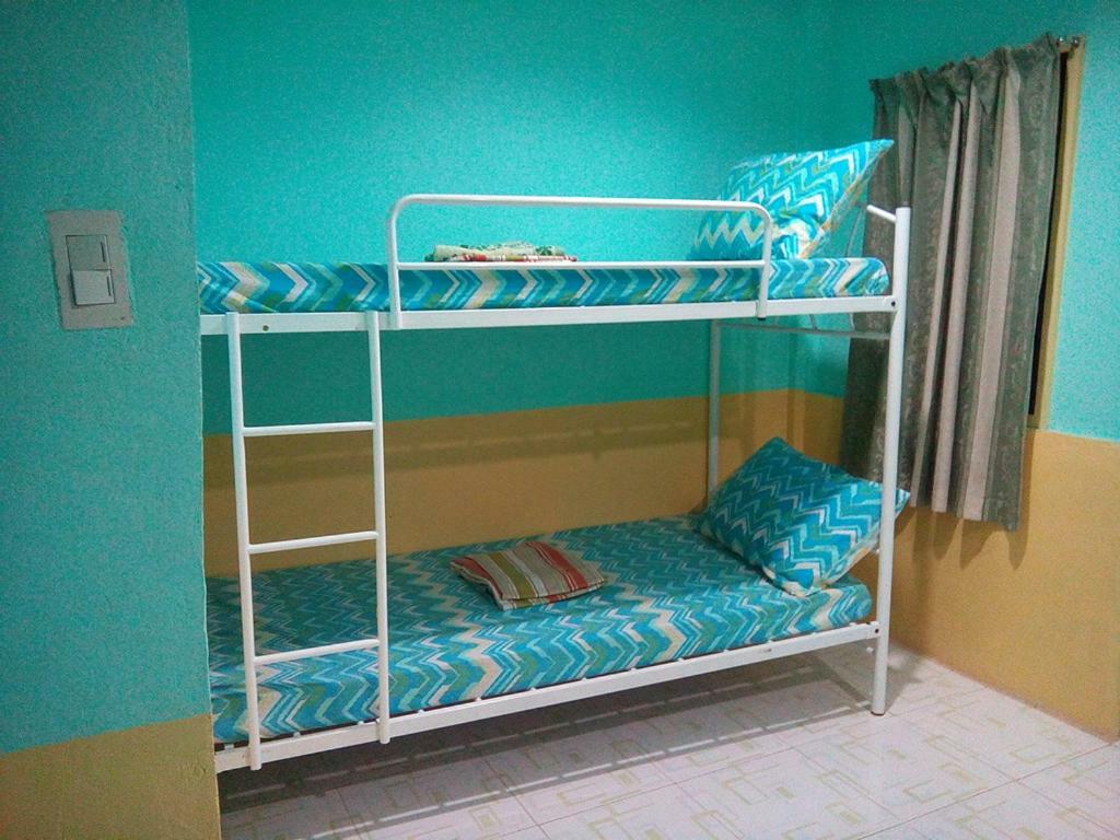 Mother Teresa Rooms And Restaurant Oslob Ngoại thất bức ảnh