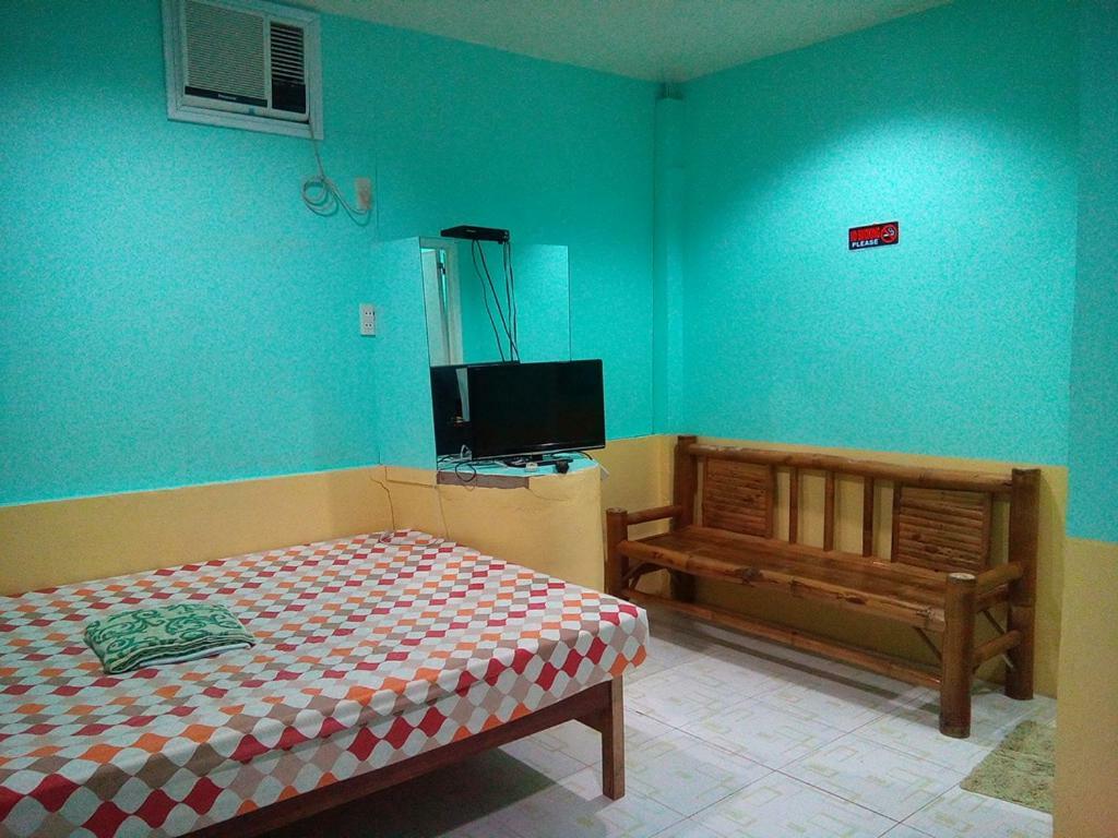 Mother Teresa Rooms And Restaurant Oslob Ngoại thất bức ảnh