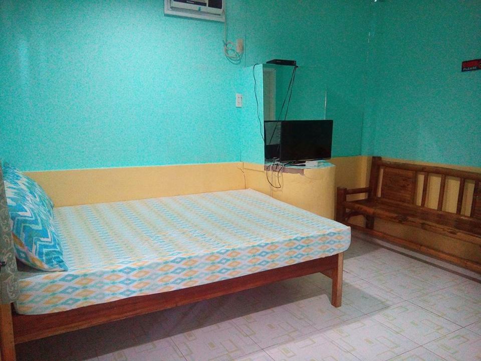 Mother Teresa Rooms And Restaurant Oslob Ngoại thất bức ảnh